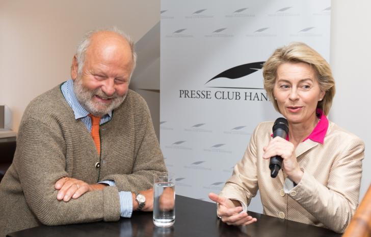 Ursula von der Leyen und Jürgen Köster