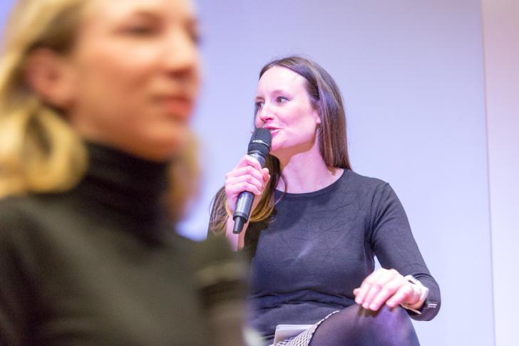 Maike Körber (Presse Club Hannover) und Antonia Wellmann